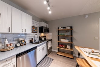 Artisan at Downtown Chandler in Chandler, AZ - Foto de edificio - Building Photo