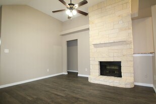 6812 Cuculu Dr in Fort Worth, TX - Building Photo