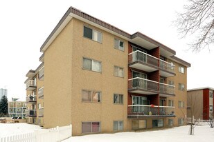 10335 115th St NW in Edmonton, AB - Building Photo