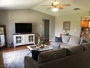 2321 SE 5th Ct in Cape Coral, FL - Building Photo - Building Photo