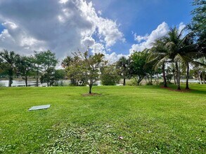 2214 SE 23rd Ave in Homestead, FL - Building Photo - Building Photo
