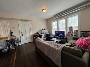 4136 W Palmer St in Chicago, IL - Building Photo - Building Photo