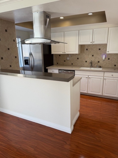 property at 2611 Ruhland Ave