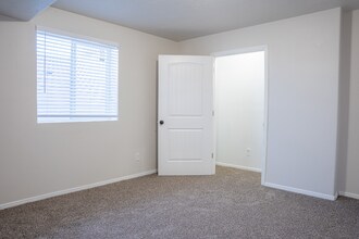 3803 Tradition Cir in Idaho Falls, ID - Foto de edificio - Building Photo