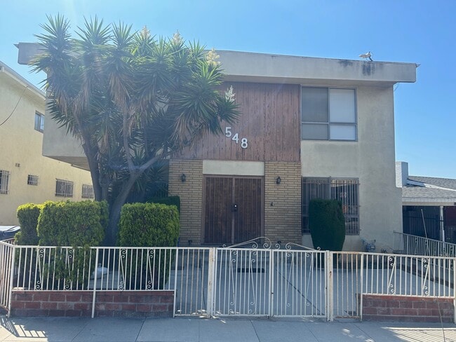 548 Short St in Inglewood, CA - Building Photo - Building Photo