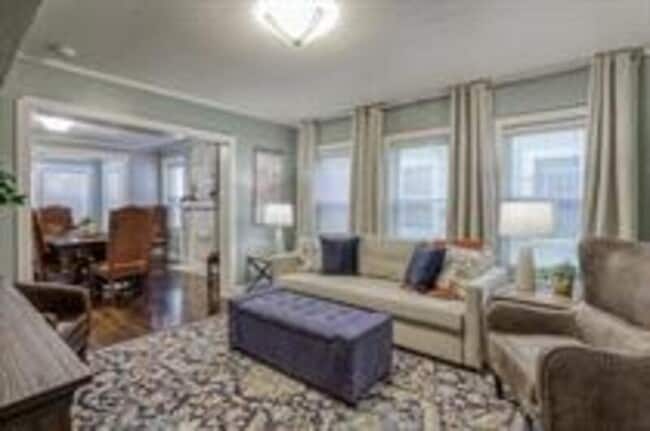 property at 3402 Gillham Rd