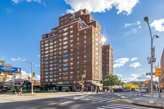 Lane Tower Condominium in Forest Hills, NY - Building Photo - Building Photo