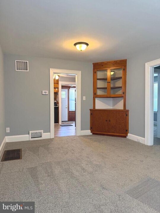 129 Hillcrest Dr in Fredericksburg, VA - Building Photo