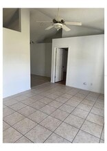1209 Azora Dr in Deltona, FL - Building Photo - Building Photo
