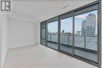 35 Parliament St in Toronto, ON - Building Photo - Building Photo