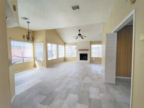 4407 Waterfall Way in Sugar Land, TX - Building Photo - Building Photo