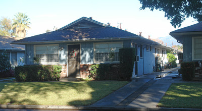 341 E School St in Covina, CA - Building Photo - Building Photo