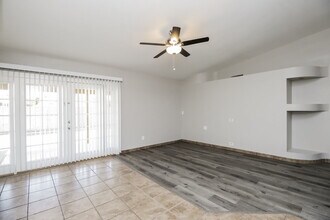 1811 N Cheri Lynn Dr in Chandler, AZ - Building Photo - Building Photo