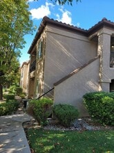 4200 E Commerce Way in Sacramento, CA - Building Photo - Building Photo