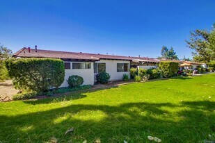 16577 Caminito Vecinos in San Diego, CA - Building Photo