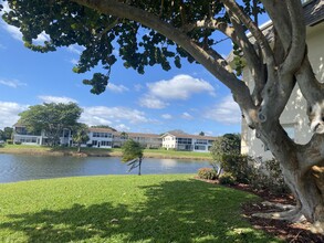 203 Stratford O in West Palm Beach, FL - Building Photo - Building Photo
