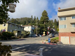 1701 Le Roy Ave in Berkeley, CA - Building Photo - Building Photo