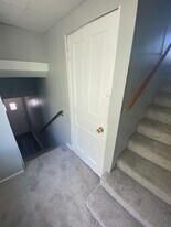 2312 Eccles St in Pittsburgh, PA - Building Photo