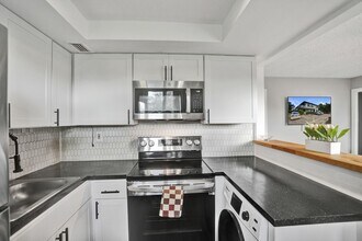 335 SW 20th St in Fort Lauderdale, FL - Building Photo - Building Photo