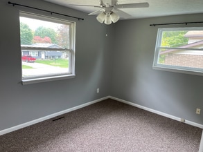 4988 Dee Mar Ave SW in Navarre, OH - Building Photo - Building Photo