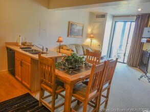 1364 W Stillwater Dr, Unit 3041 in Heber City, UT - Building Photo - Building Photo