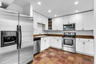 20908 Leeward Ct in Aventura, FL - Building Photo - Building Photo