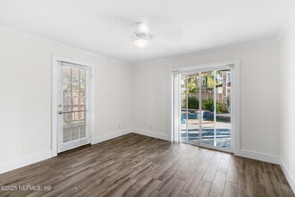 370 10th St in Atlantic Beach, FL - Building Photo - Building Photo