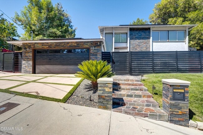 4833 Dunman Ave in Los Angeles, CA - Building Photo - Building Photo