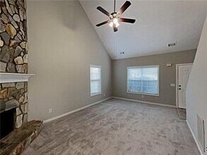 540 Cherokee Overlook Ct in Canton, GA - Building Photo - Building Photo