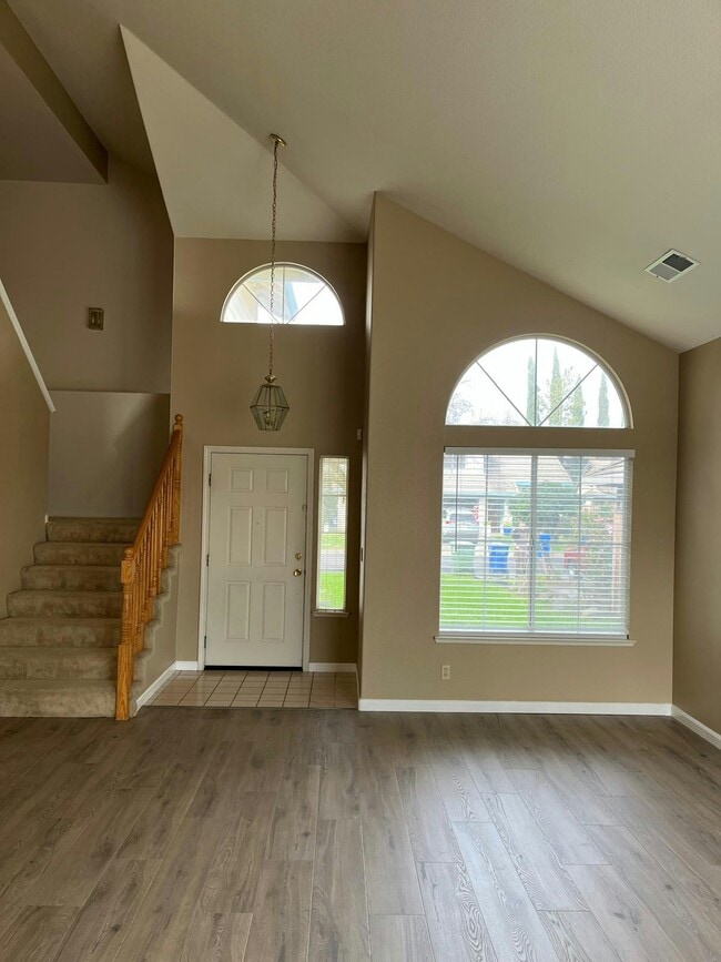 property at 10191 Gatemont Cir