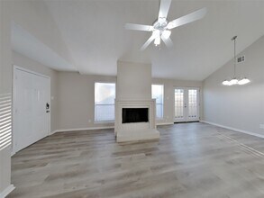 11922 Greenmesa Dr in Houston, TX - Building Photo - Building Photo