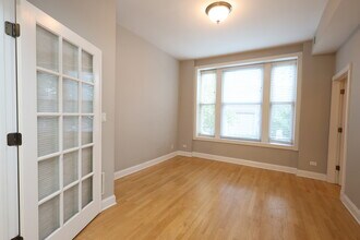 1026 W Roscoe St in Chicago, IL - Building Photo - Building Photo