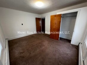 261 Birch St in Bangor, ME - Building Photo - Building Photo