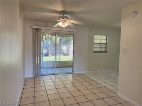 1057 Southdale Rd in Ft. Myers, FL - Building Photo - Building Photo