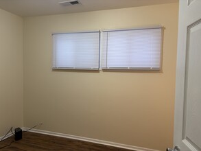 712 E 49th Ave in Gary, IN - Foto de edificio - Building Photo