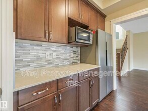 1427-1161 161 St SW in Edmonton, AB - Building Photo - Building Photo