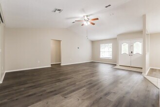 2461 Statler Ave in Spring Hill, FL - Building Photo - Building Photo