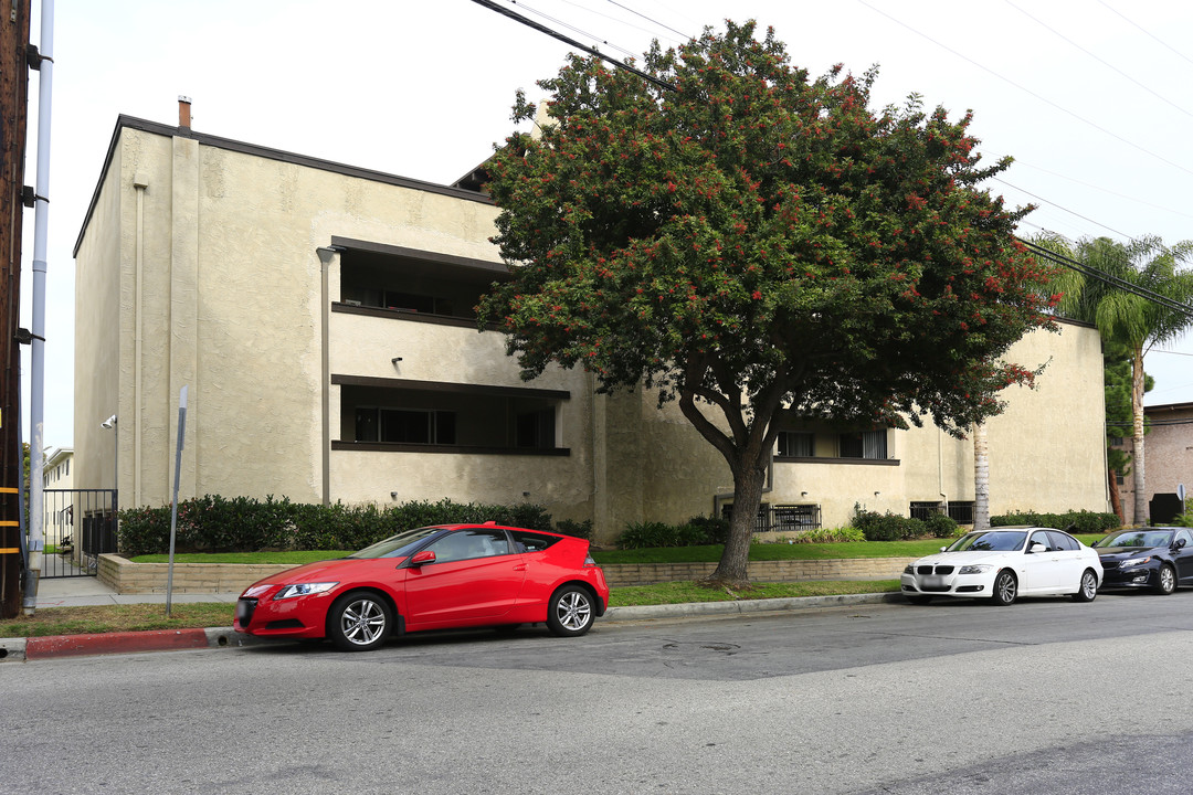 San Bonito Apartments in Torrance, CA - Building Photo