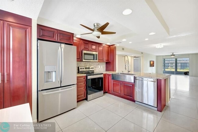 property at 1805 Eleuthera Point