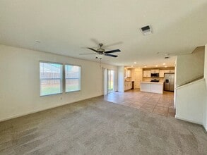 1809 Columbia Dr in Los Banos, CA - Building Photo - Building Photo