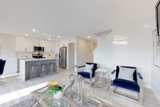 6407-6177 177 Ave in Edmonton, AB - Building Photo - Building Photo