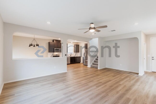 6420 Carriage Pines Dr in Austin, TX - Foto de edificio - Building Photo