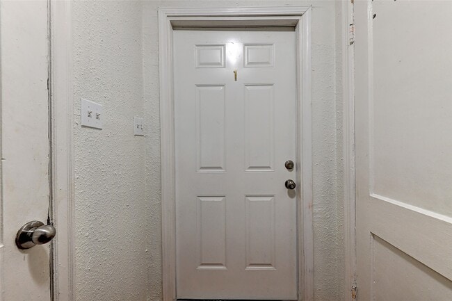 property at 2509 Shakespeare St