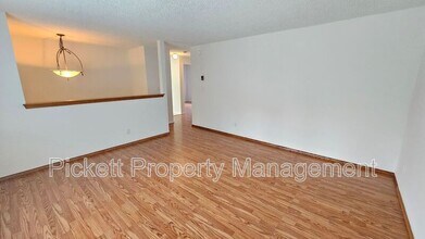 1155 Silverleaf Ct E in Port Orchard, WA - Building Photo - Building Photo