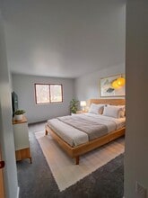 Woodhill Apartments in Glenmont, NY - Building Photo - Building Photo
