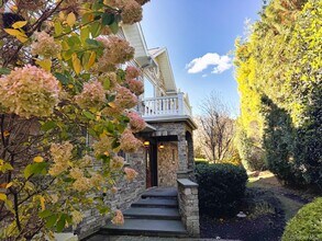 510 Shore Dr in Oakdale, NY - Building Photo - Building Photo