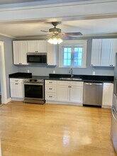 252 Grove St in Bangor, ME - Building Photo - Building Photo