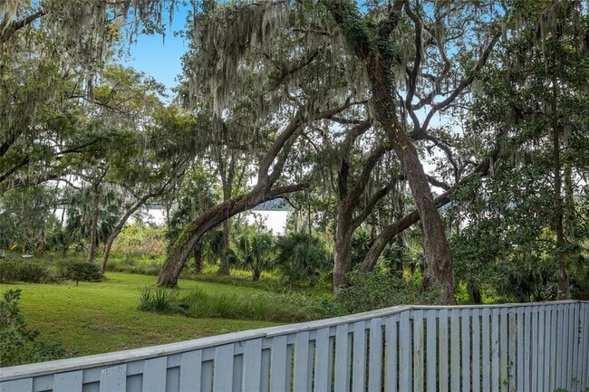 2490 SW 14th Dr in Gainesville, FL - Building Photo - Building Photo