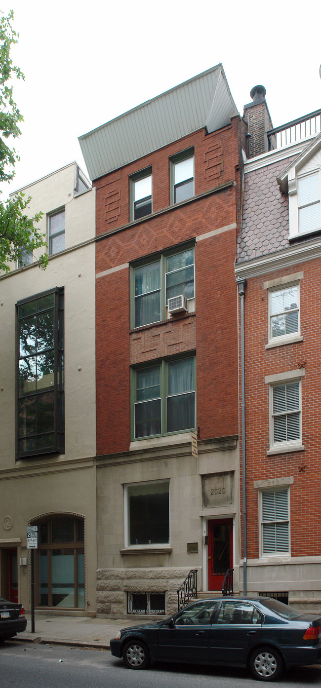 2020 Locust St in Philadelphia, PA - Foto de edificio - Building Photo