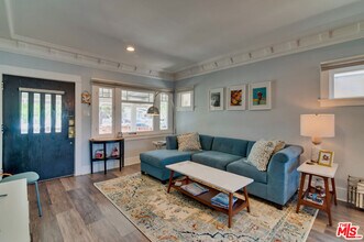 1304 W 55th St in Los Angeles, CA - Building Photo - Building Photo